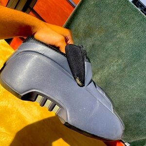 Kobe’s 1st shoe